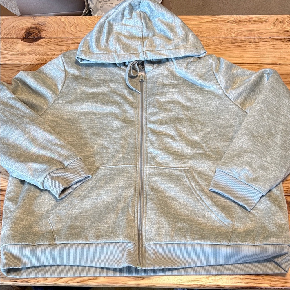 Womens Zip-Up Hoodie by Canyon Creek. NWT